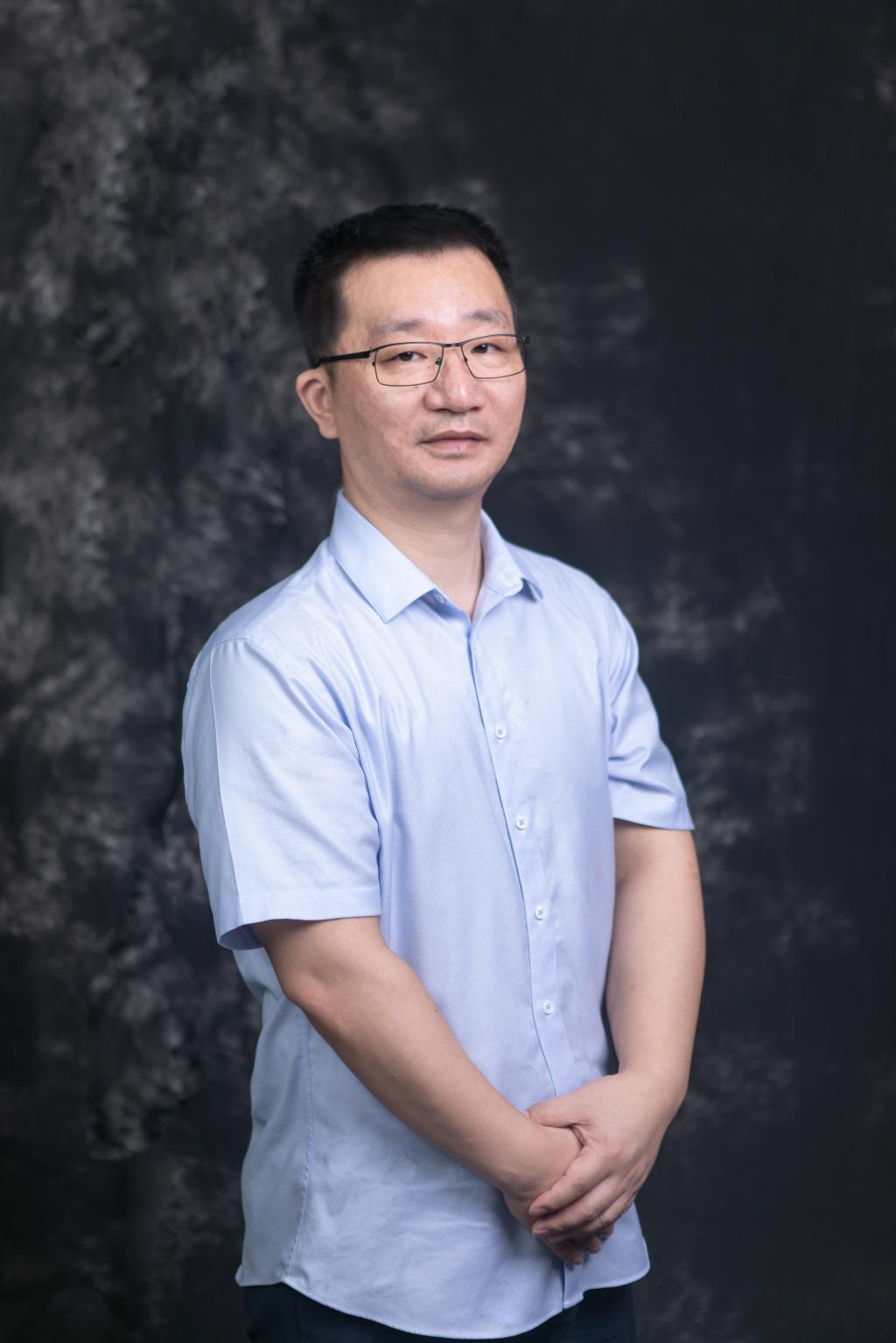 刘波
